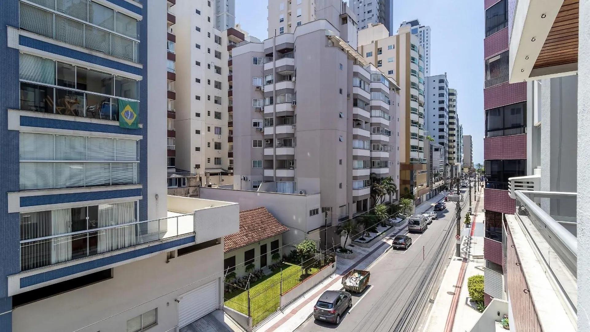Balneário Camboriú Apto 2 Qts 350M Da Praia No Centro Bc Btr0302 Balneário Camboriú